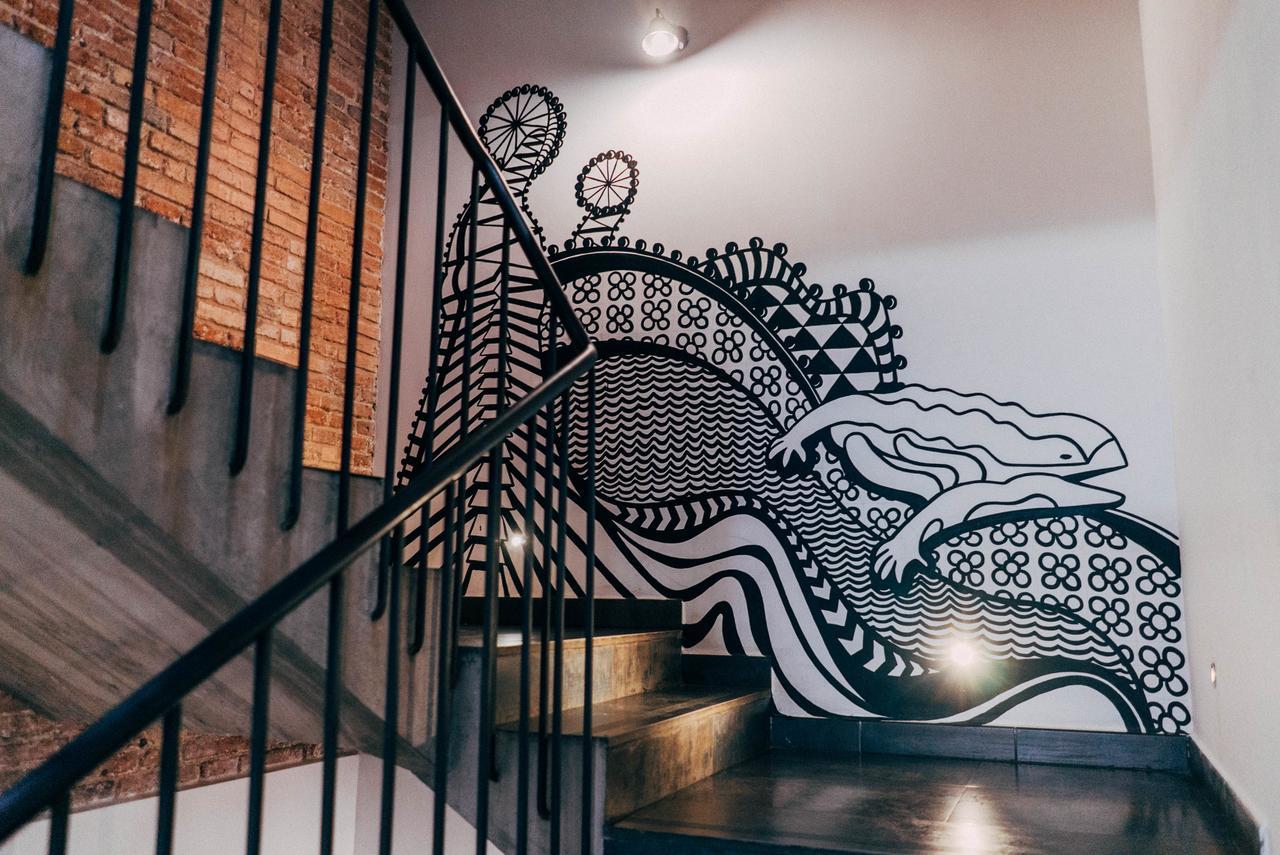 Black Swan Hostel Барселона Екстериор снимка